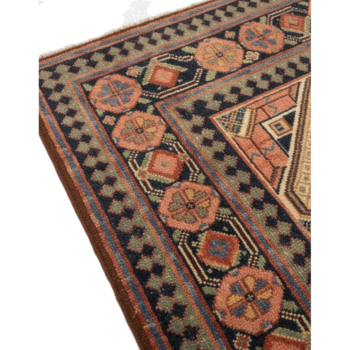 A very pretty antique Persian Serab runner. Size is 3'10x15'9. — pile macro